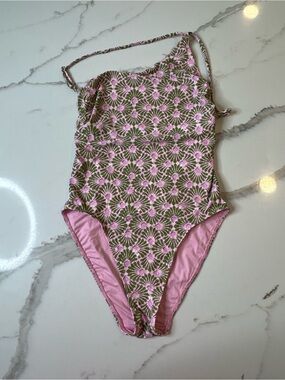 XiRENA Pink and Olive Floral-Pattern Fayble One-Piece Swimsuit Size S